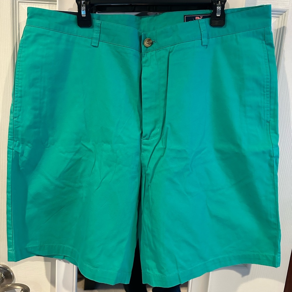 Vineyard Vines Shorts Mens‎ 40 Green Club Shorts. Brand new. Never worn.